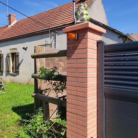 Bienvenue A La Grenouillere Villa Le Magny  Luaran gambar